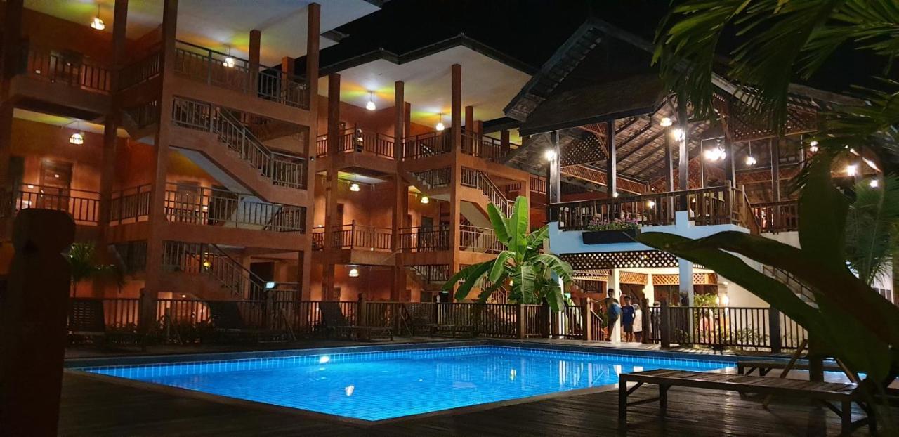 Rainforest Huahin Village Hotel Экстерьер фото