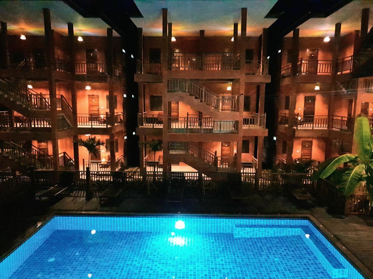 Rainforest Huahin Village Hotel Экстерьер фото