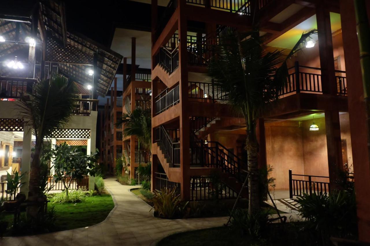 Rainforest Huahin Village Hotel Экстерьер фото