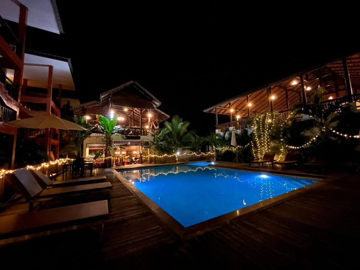 Rainforest Huahin Village Hotel Экстерьер фото